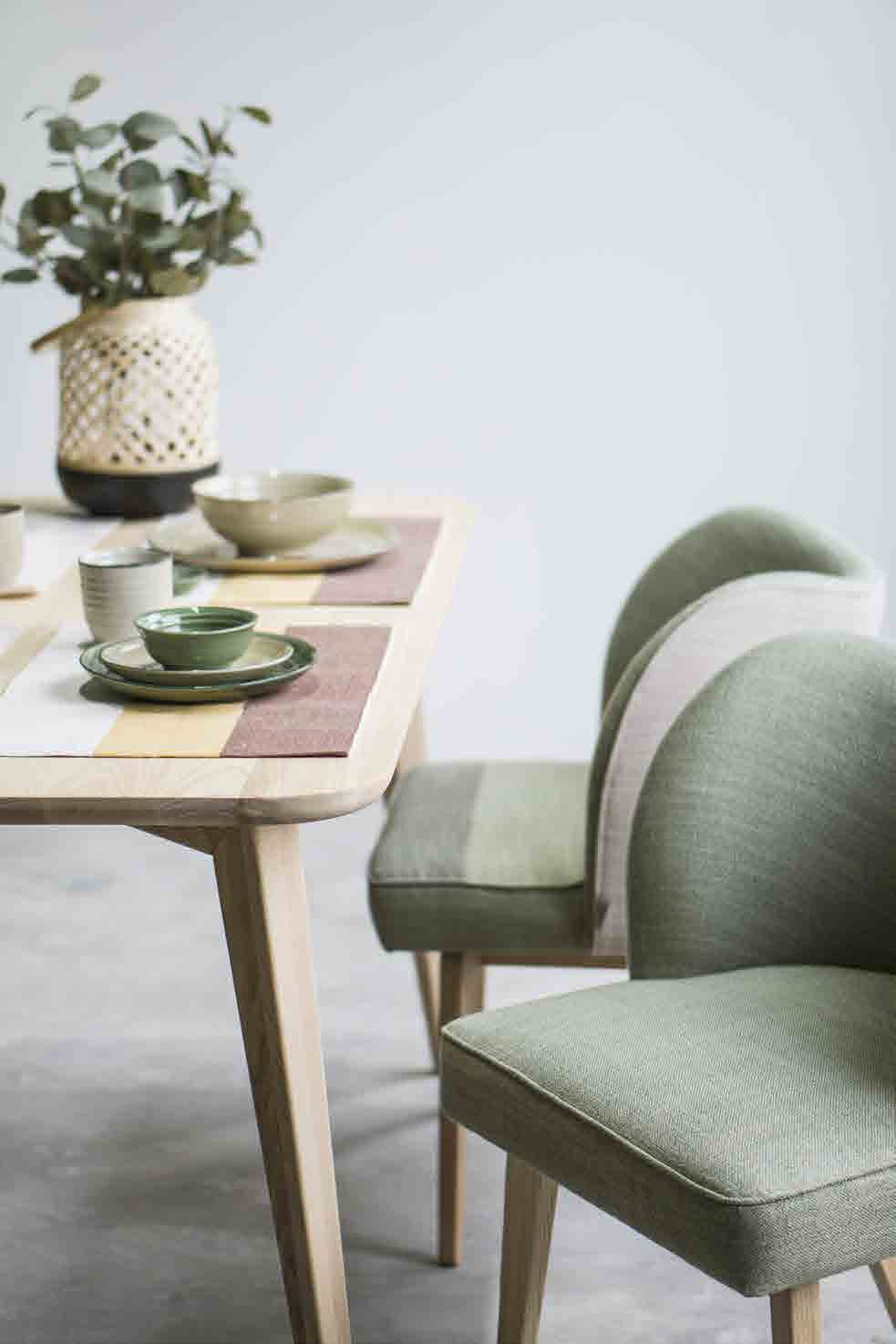 Dining collection