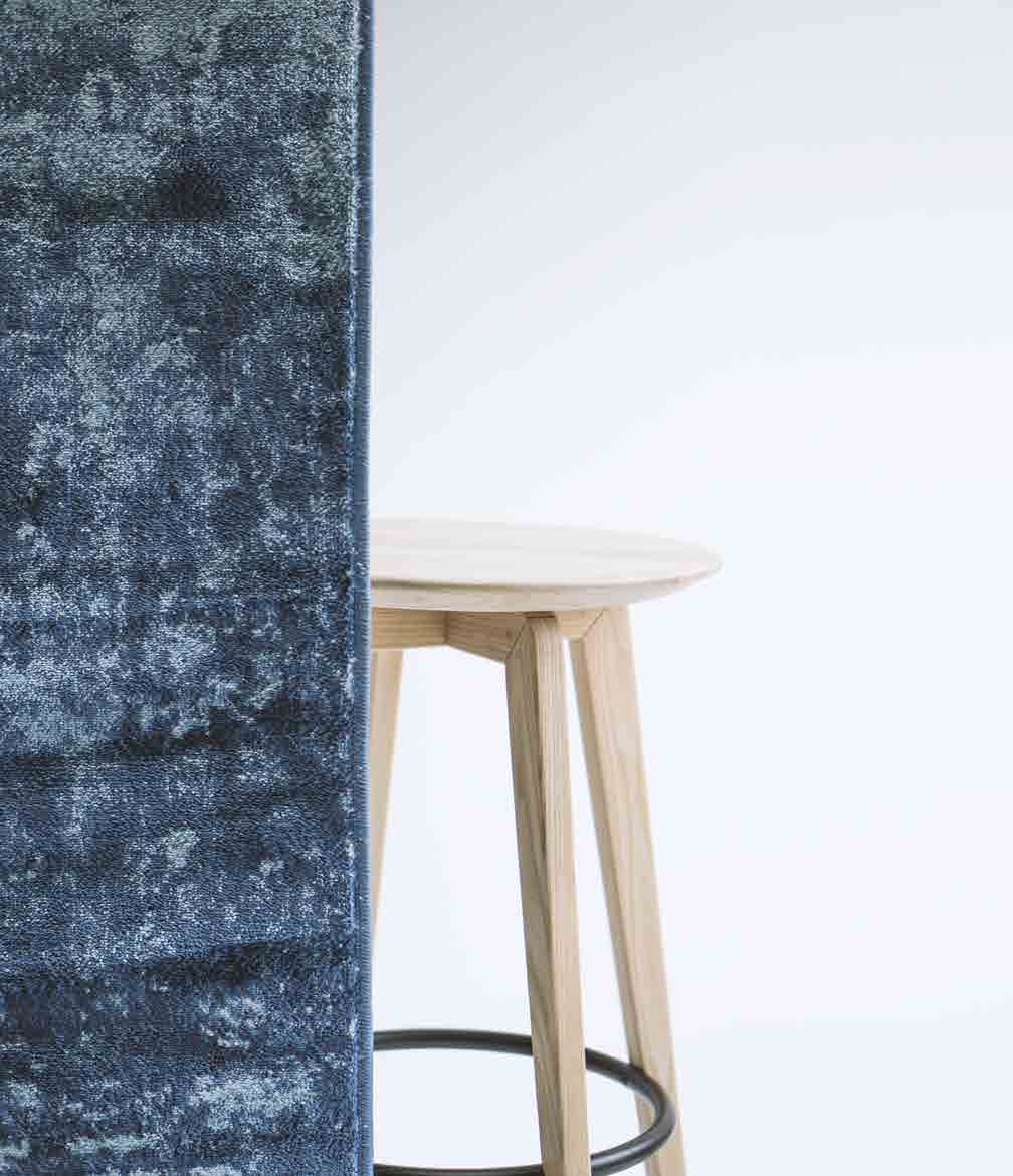 CHUYÊN Bar Stool